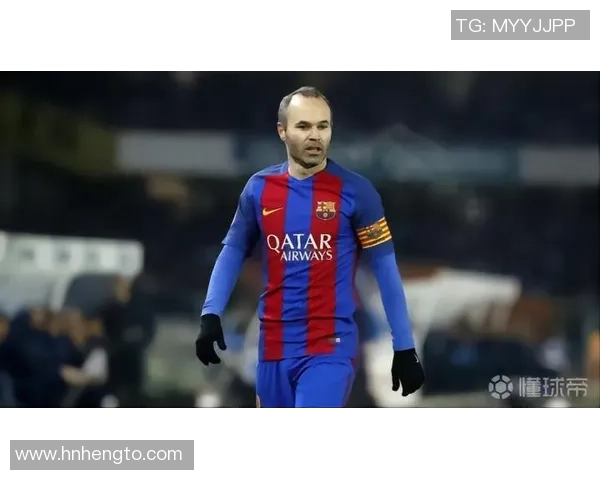 足球巨星伊涅斯塔的肌肉与技艺完美融合诠释运动员的力量与优雅