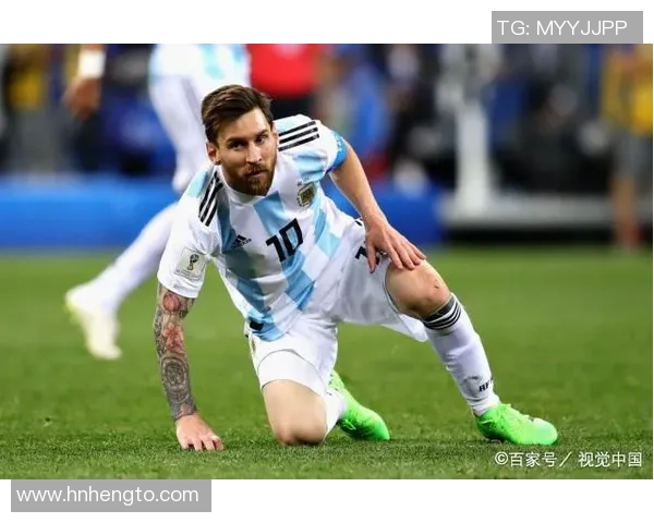 全球十大颜值女足球星盘点 美丽与实力并存的足球女神们 全球十大颜值女足球星盘点 美丽与实力并存的足球女神们