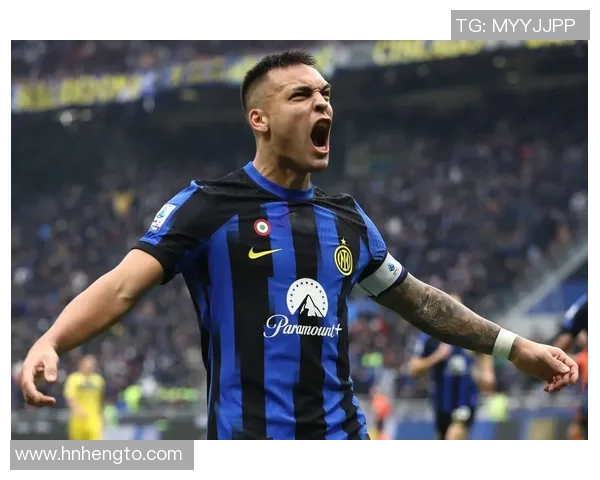 劳塔罗足球星参赛证挂件亮相 全新设计展现激情与荣耀 劳塔罗足球星参赛证挂件亮相 全新设计展现激情与荣耀